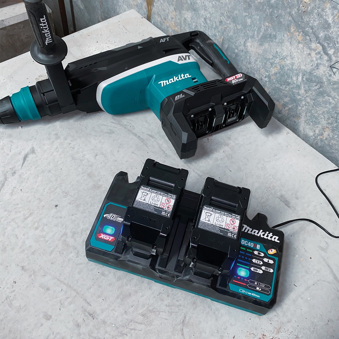 DC40RB- 40V Max Dual Port Rapid Charger