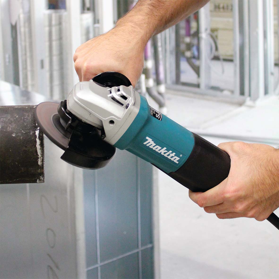 9565PC-125mm (5") Angle Grinder