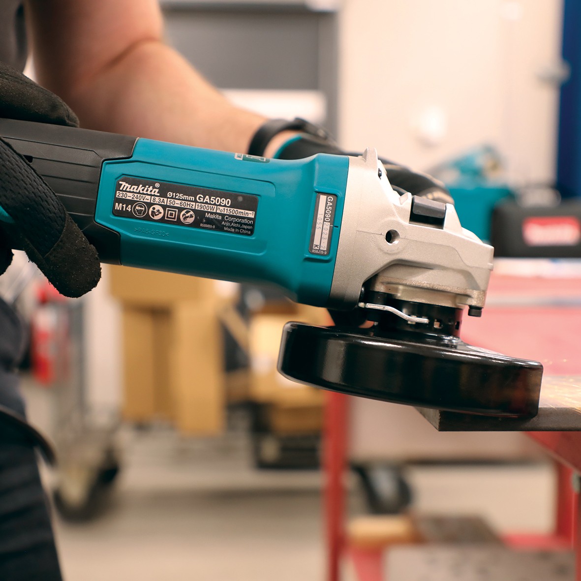 GA5090X01-125mm (5") 1,900W Slide Switch Angle Grinder