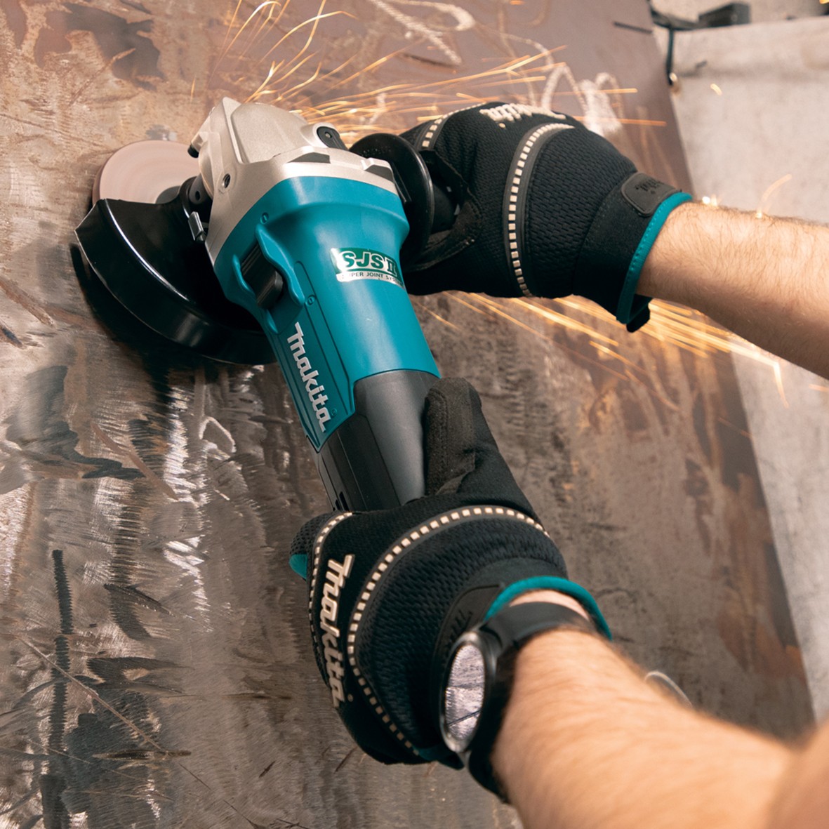 GA5092X01-125mm (5") 1,900W Slide Switch Angle Grinder