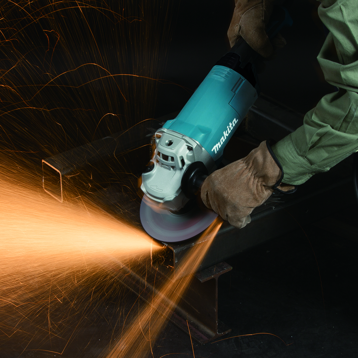 GA7061R-180mm (7") Angle Grinder