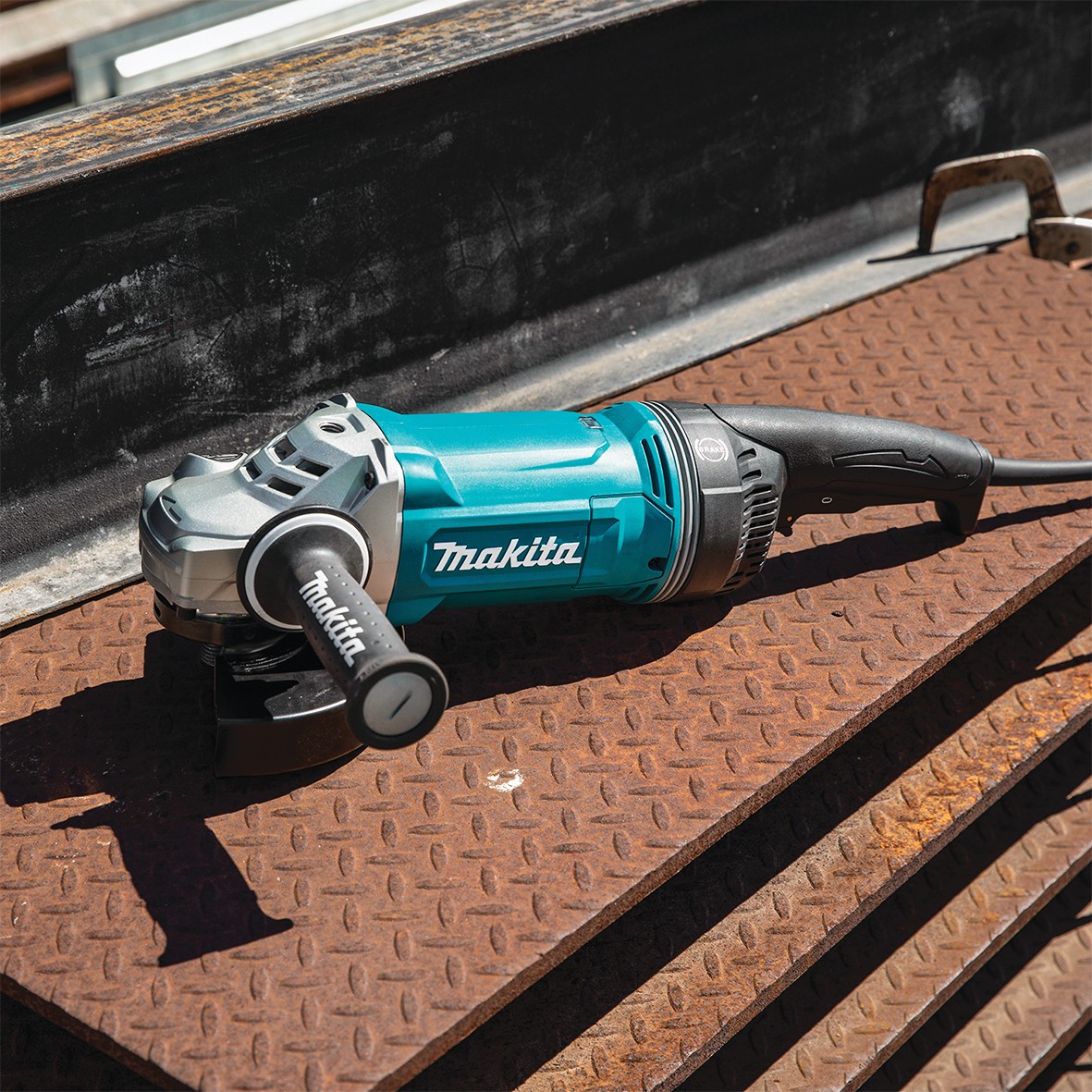 GA7070X1- 180mm (7") Angle Grinder