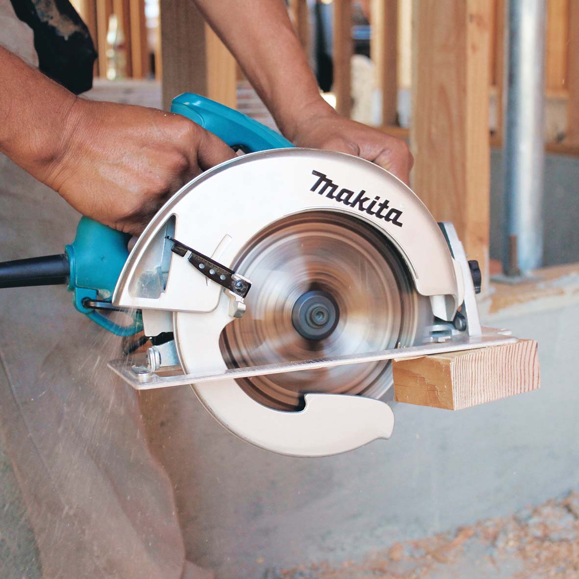 5007NK-185mm (7-1/4") Circular Saw