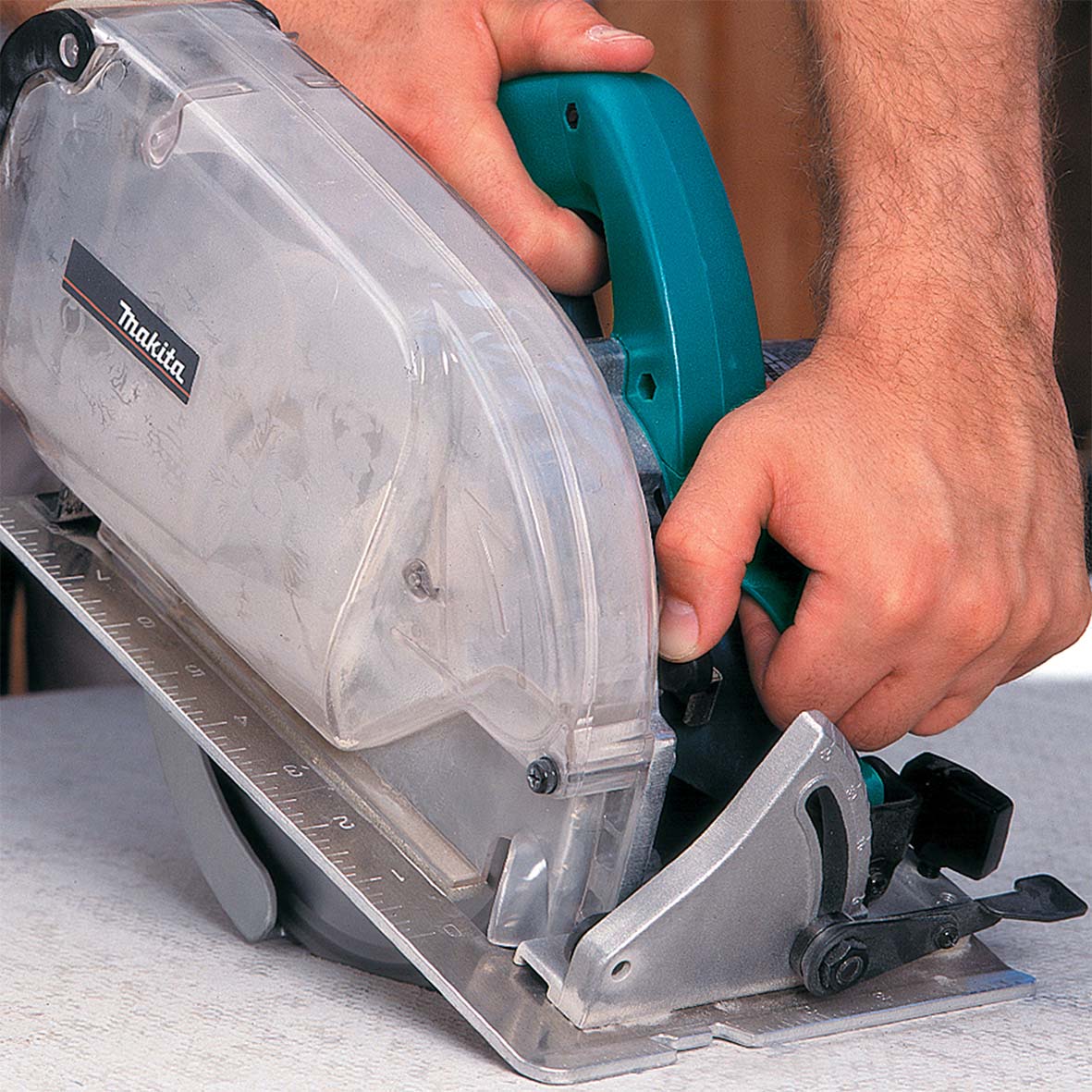 5057KB-185mm (7-1/4") Dustless Circular Saw