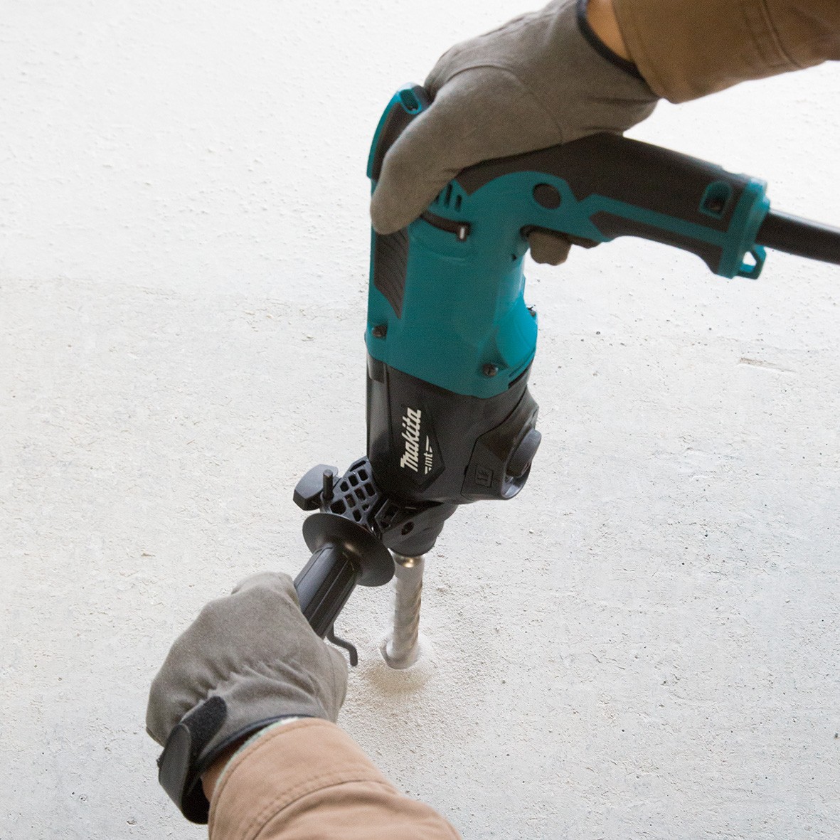 M8701B- 26mm SDS Plus Rotary Hammer