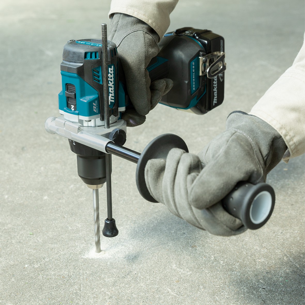 DHP486RTE- 18V Brushless Heavy Duty Hammer Driver Drill Kit