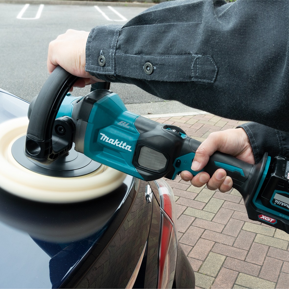 PV001GM101- 40V Max Brushless 180mm (7") Polisher Kit