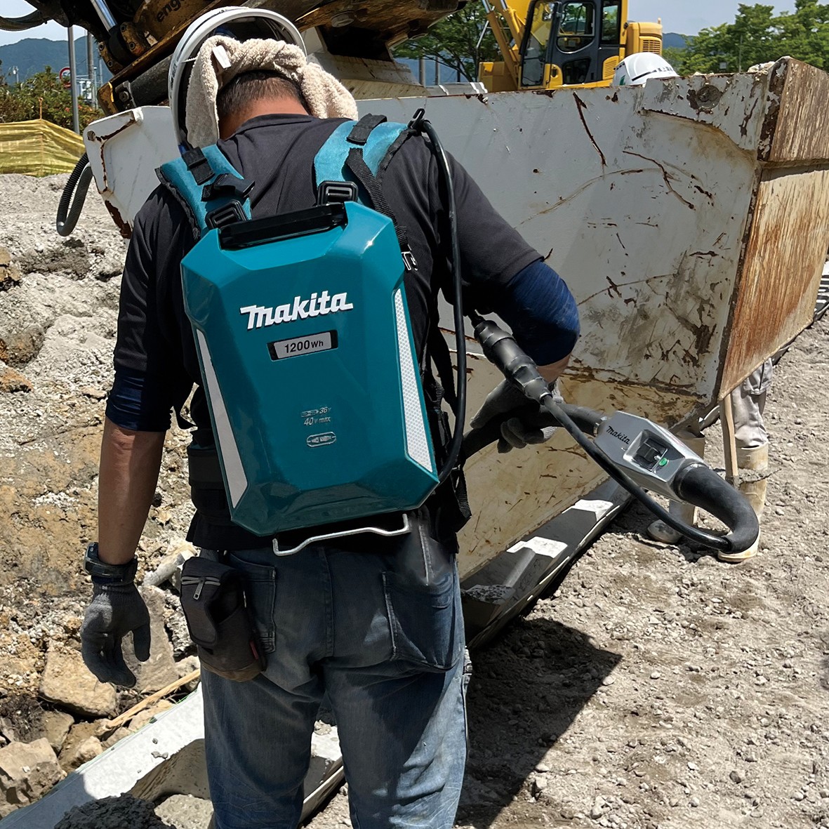 VR003CX3-Direct Connection 1,500mm (52mm dia.) Concrete Vibrator