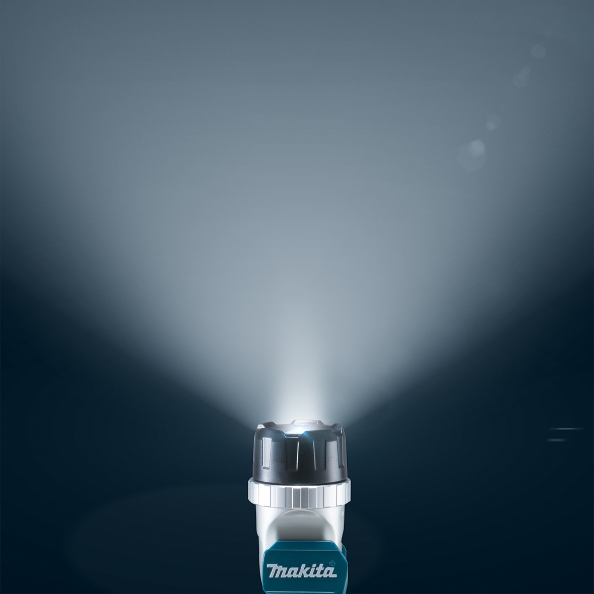 ML106-12V Max Mobile LED Flashlight