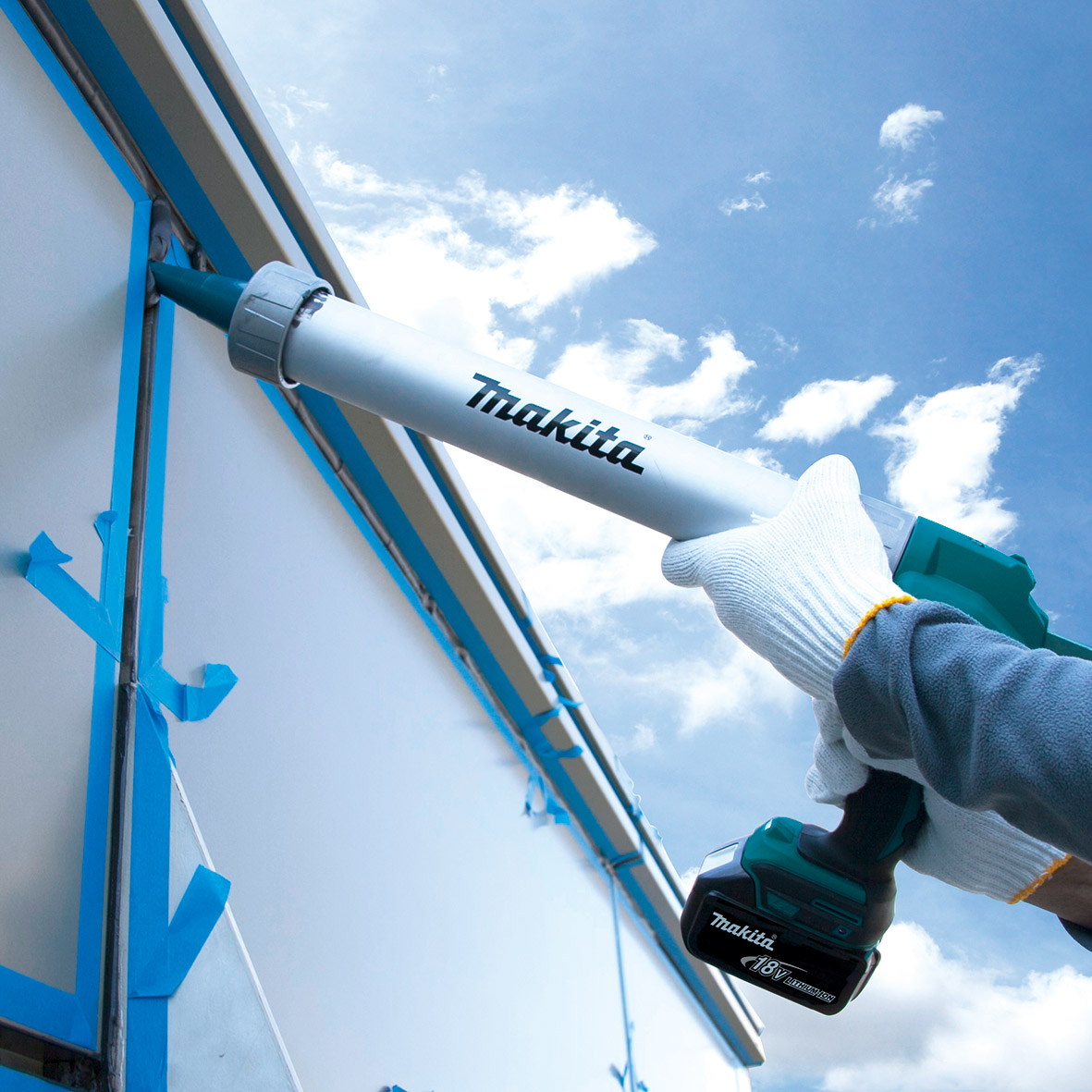 DCG180ZB-18V Mobile 600ml Caulking Gun