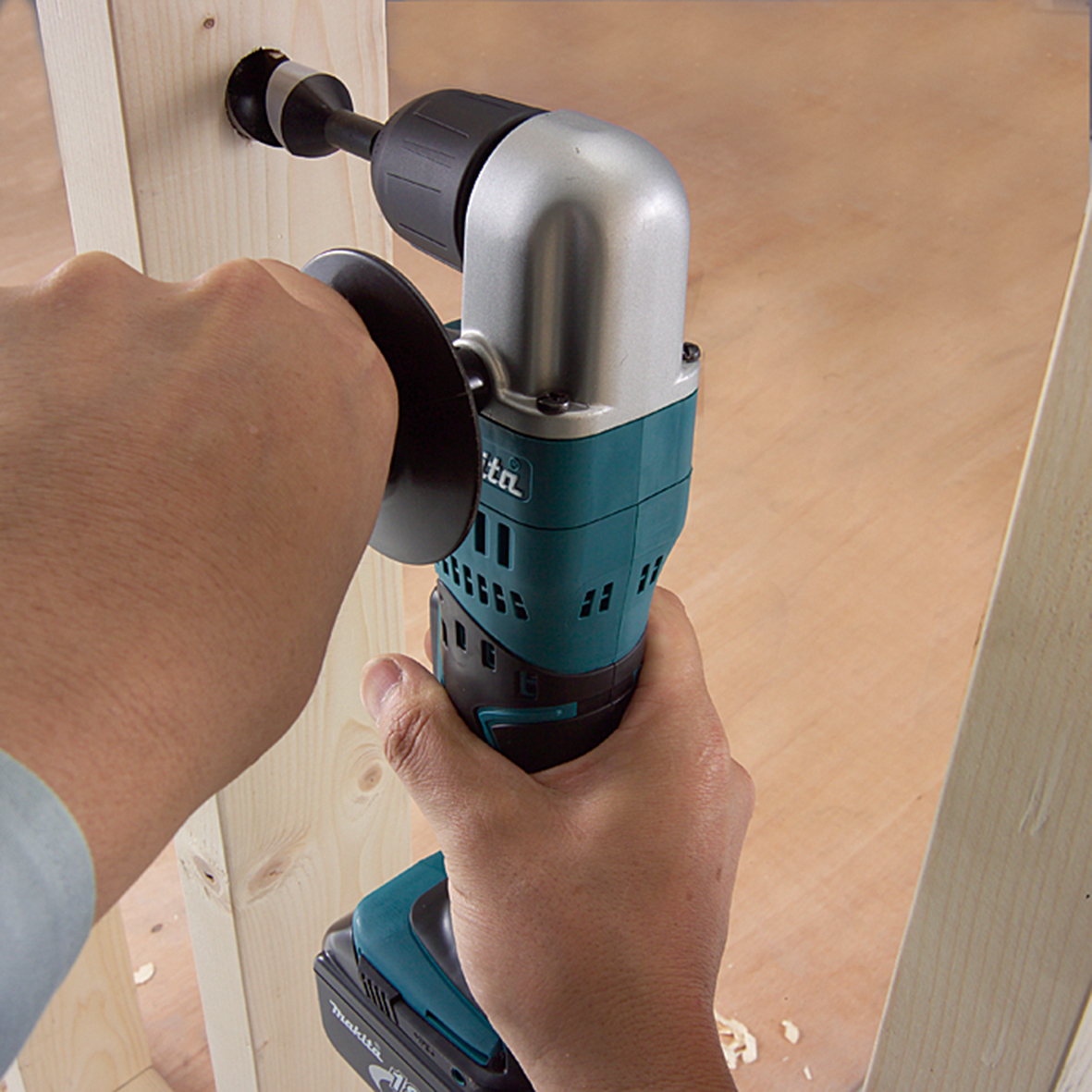 DDA351Z-18V Mobile Angle Drill