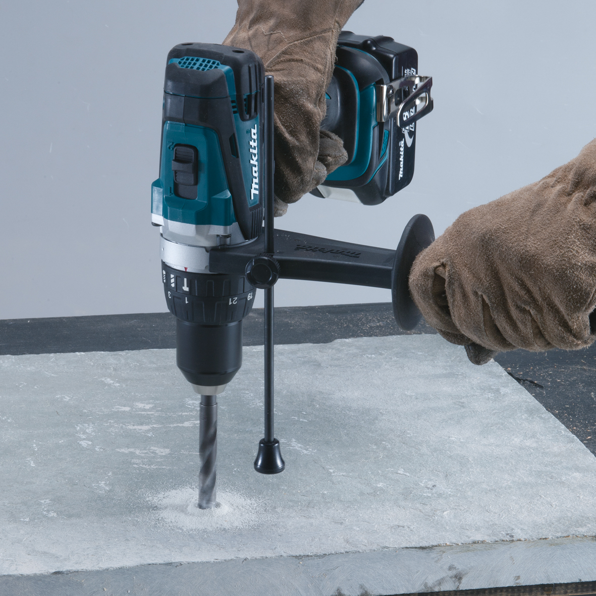 DHP458Z-18V Mobile Heavy Duty Hammer Driver Drill