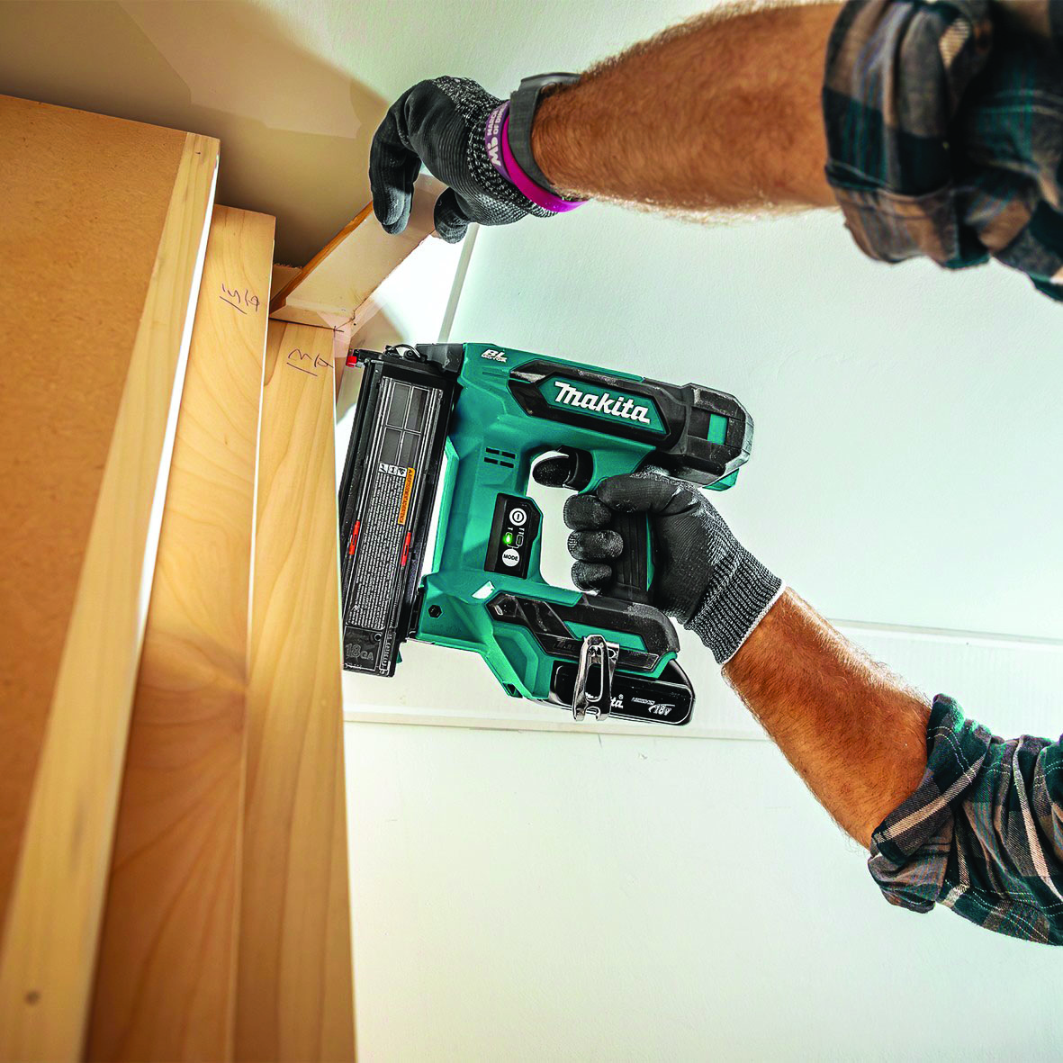 DBN501Z - 18V 18Ga Brushless 50mm Brad Nailer