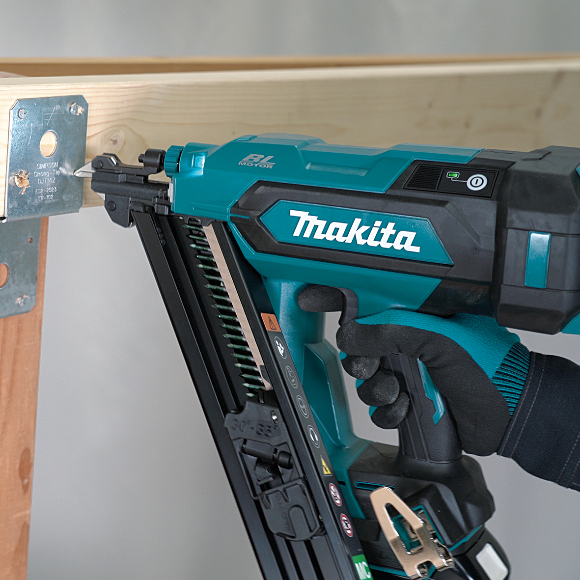 DBN640ZK - 18V Brushless Metal Connector Nailer