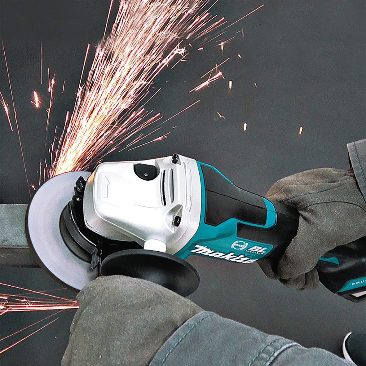 DGA518ZU-18V Brushless AWS 125mm Paddle Switch Angle Grinder