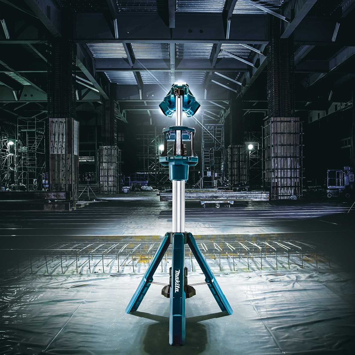 DML814- 18V Tower Light