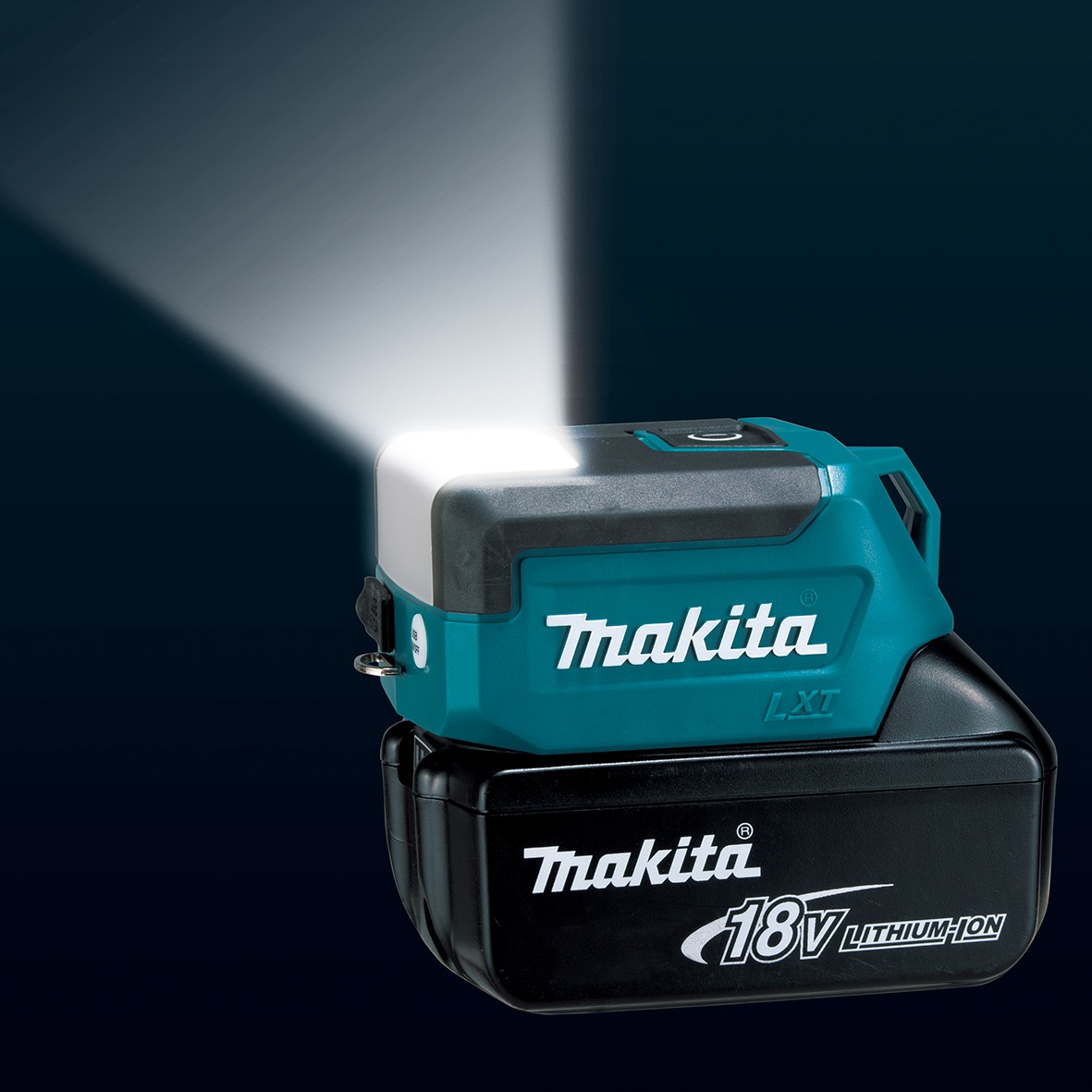DML817-18V LED Compact Flashlight