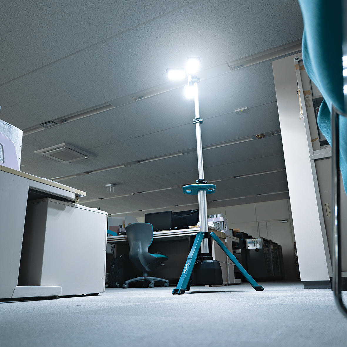 ML014G - 40V Max/18V Tower Light