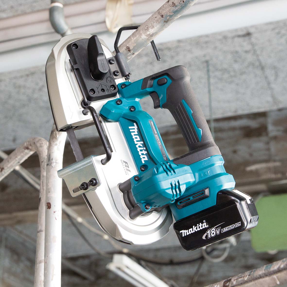 DPB184Z- 18V Brushless Compact Band Saw