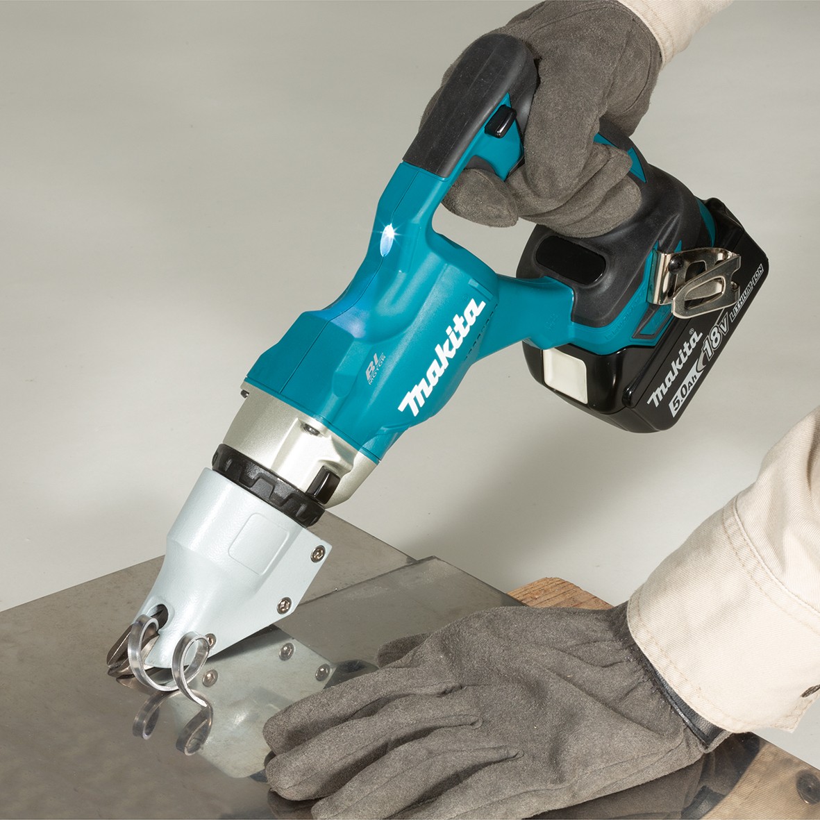 DJS200Z- 18V Brushless 2.0mm Straight Metal Shears