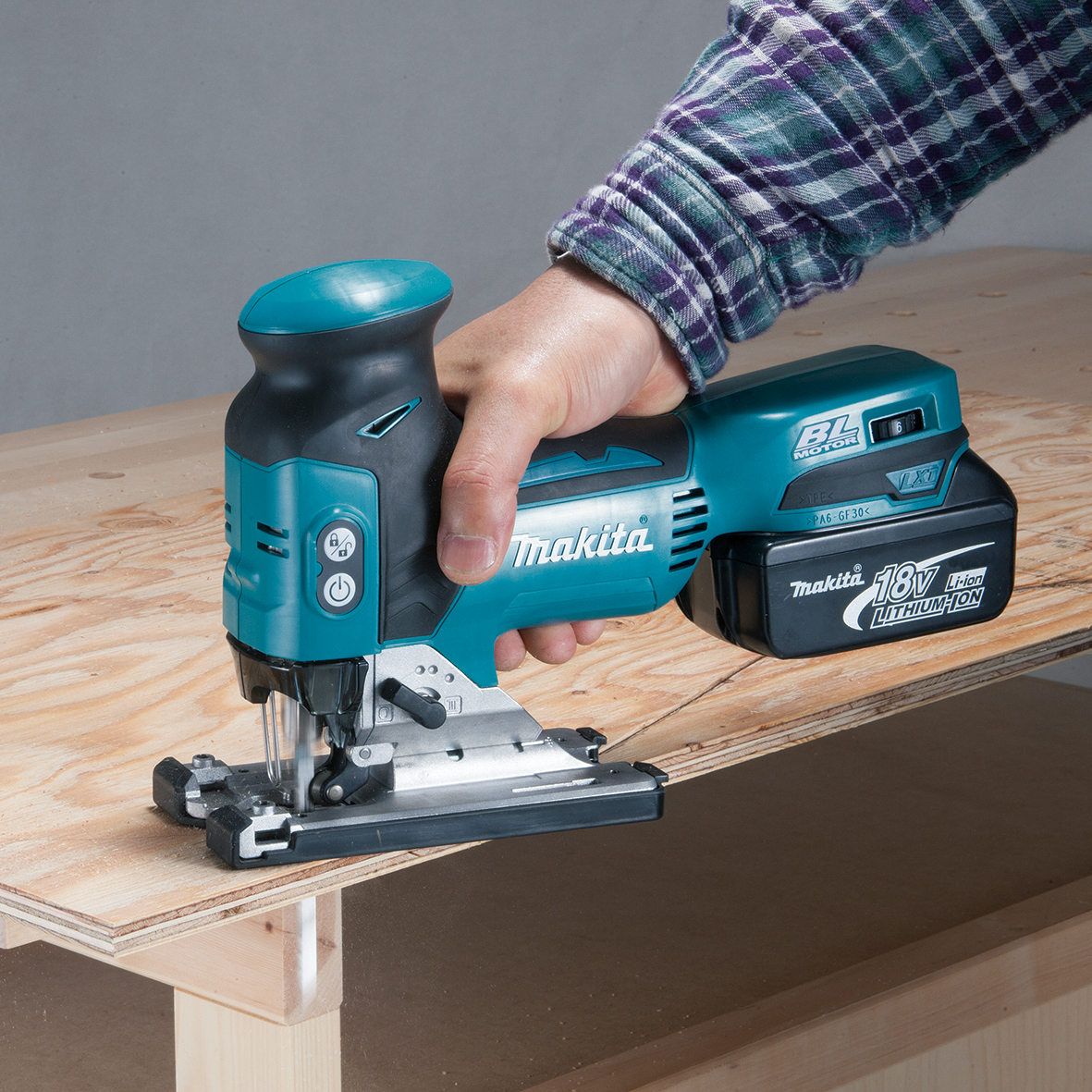 DJV181Z-18V Mobile Brushless Barrel Handle Jigsaw