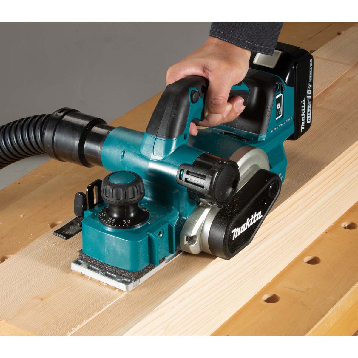 DKP181Z- 18V Brushless AWS* 82mm Planer