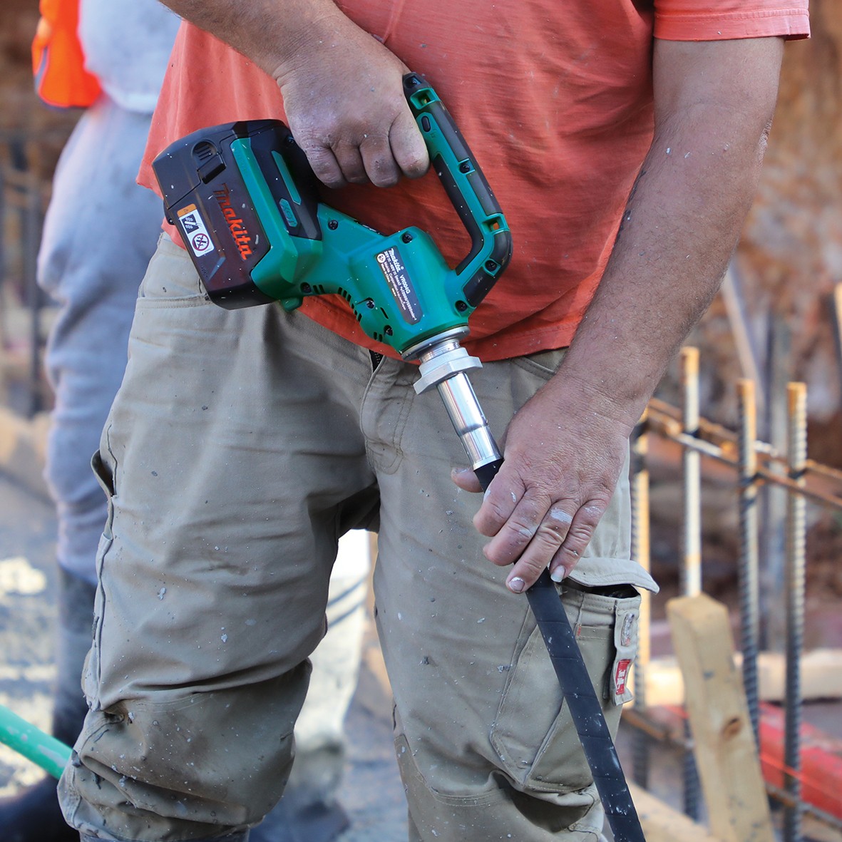 VR004GZ- 40V Max Brushless 1,200mm (38mm dia.) Concrete Vibrator