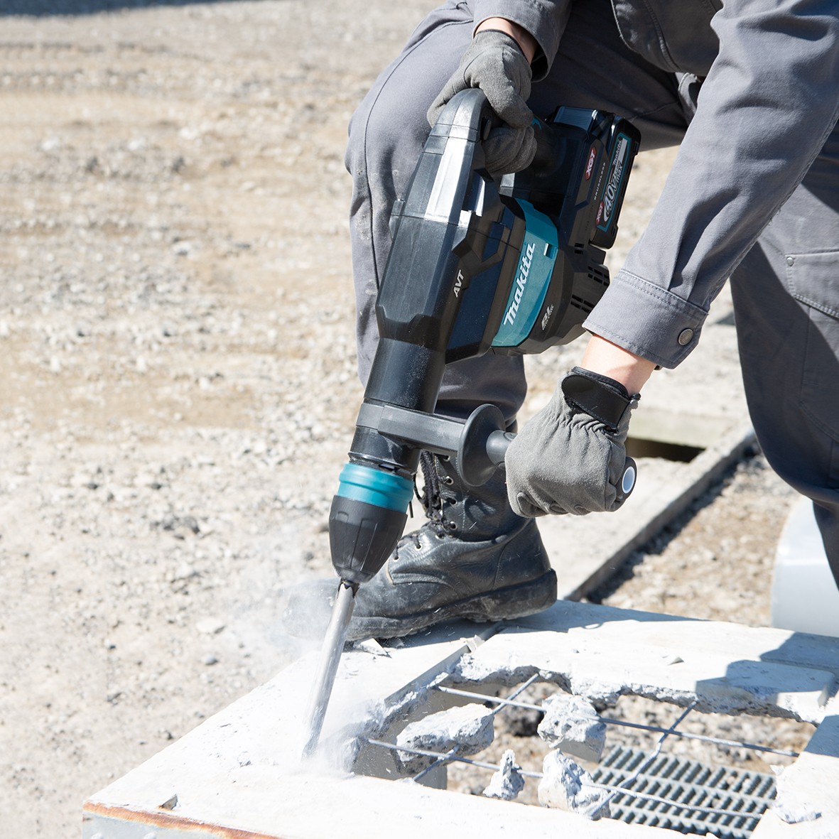 HM001GZ- 40V Max Brushless SDS Max Demolition Hammer