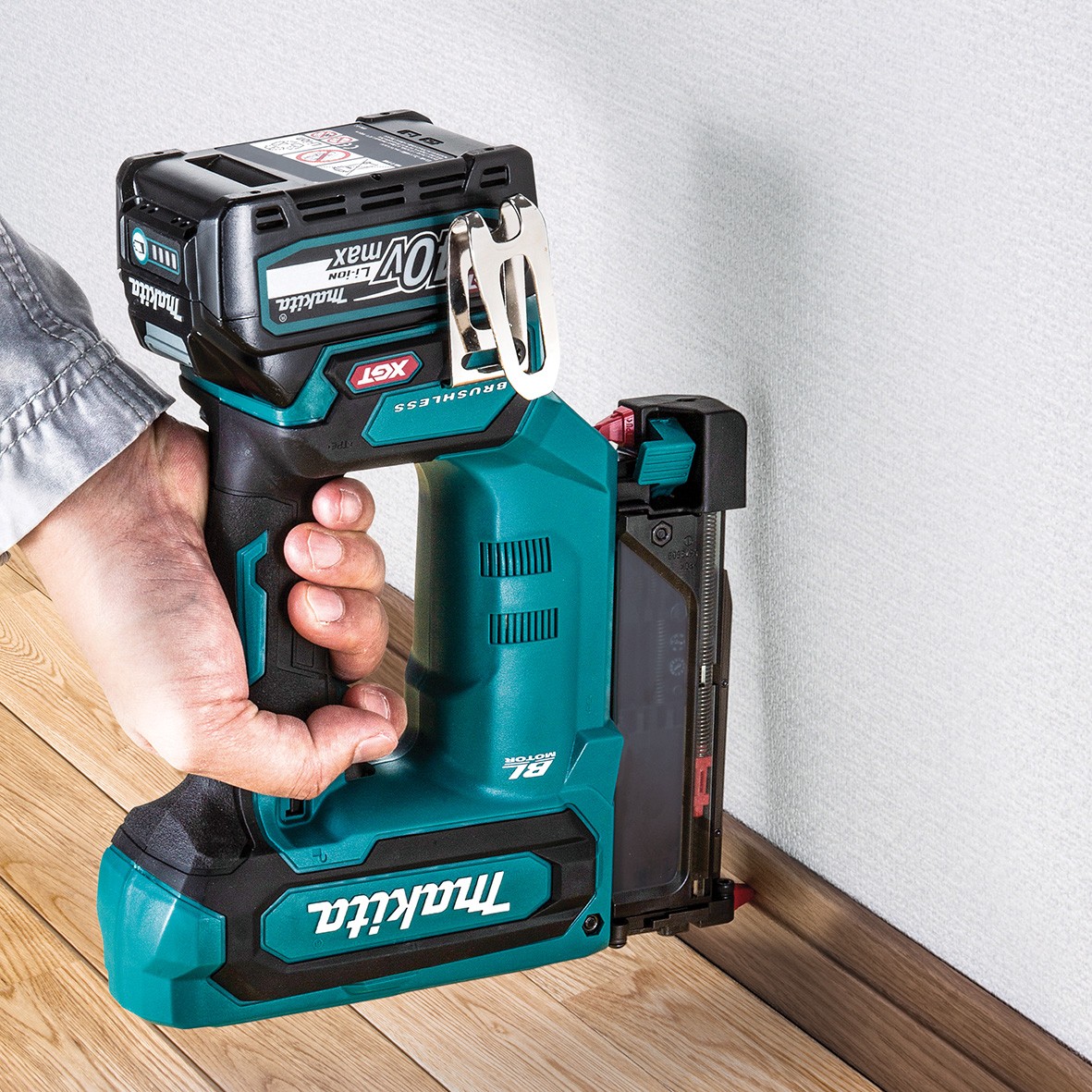 PT001GZ- 40V Max Brushless 23Ga Pin Nailer