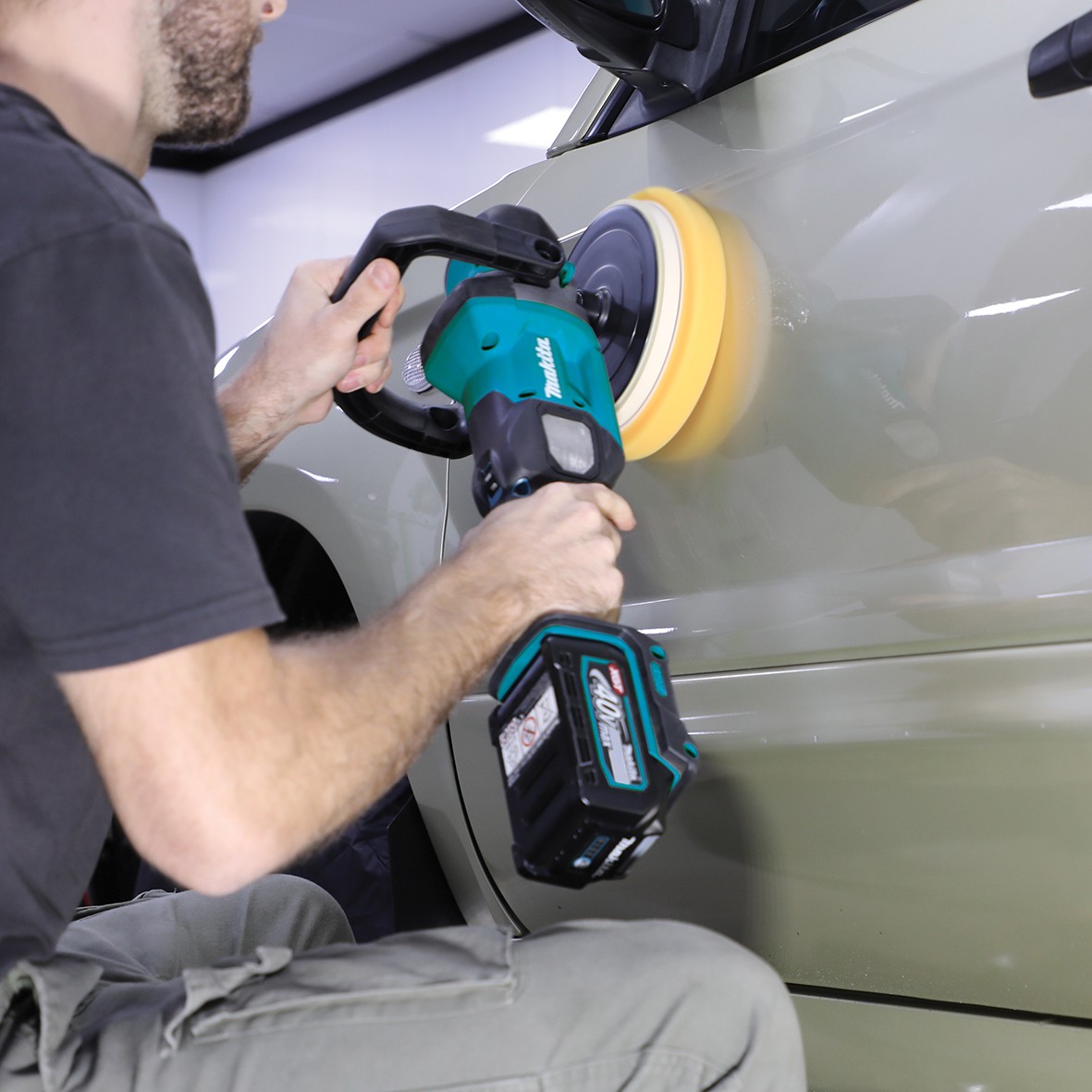 PV001GZ- 40V Max Brushless 180mm (7") Polisher