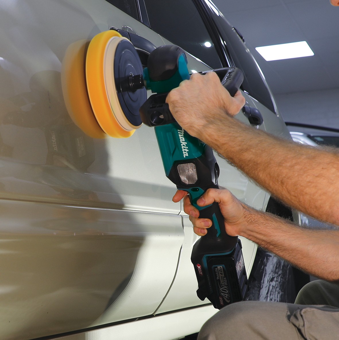 PV001GZ- 40V Max Brushless 180mm (7") Polisher