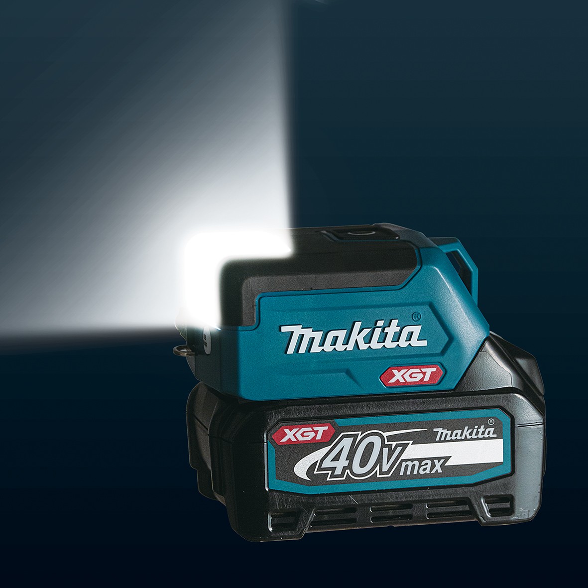 ML011G-40V Max LED Compact Flashlight