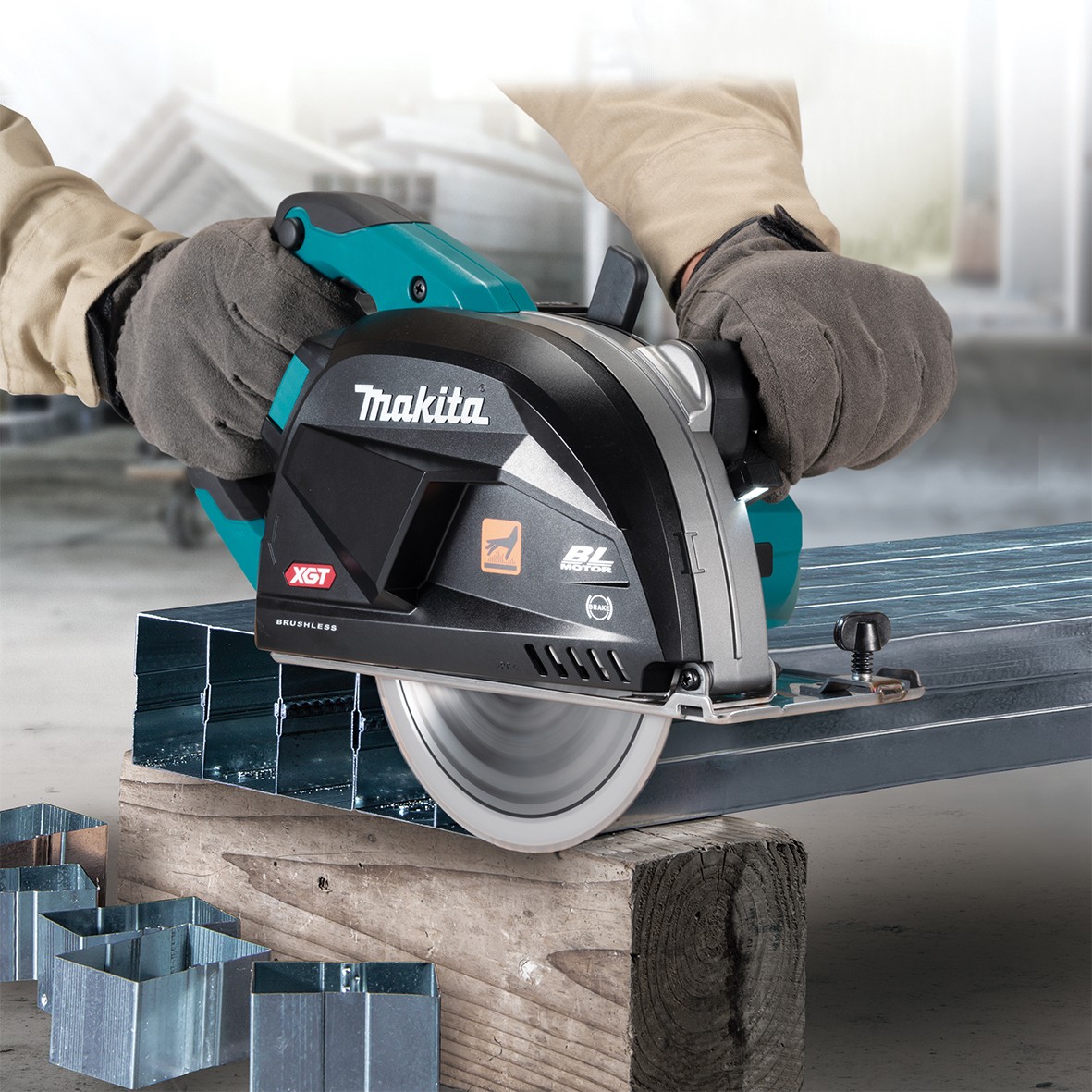 CS002GZ- 40V Max Brushless 185mm (7-1/4")  Metal Cut Saw