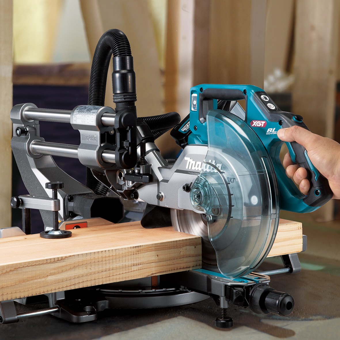 LS002GZ- 40V Max Brushless 216mm (8-1/2") Slide Compound Saw