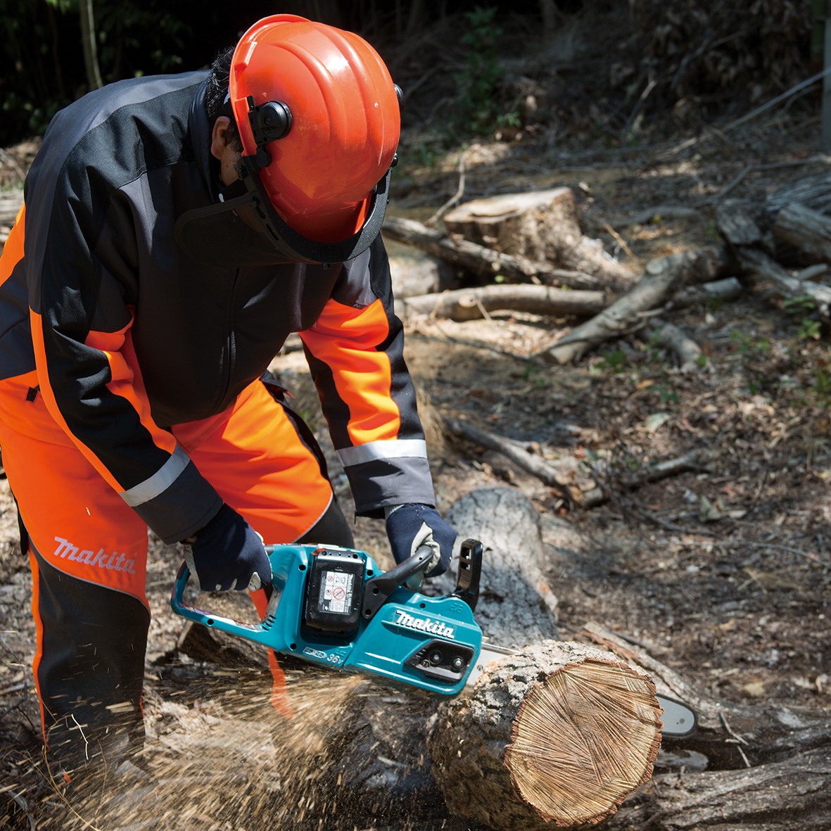 DUC355PT2-18Vx2 Brushless Chainsaw 350mm (14") Kit